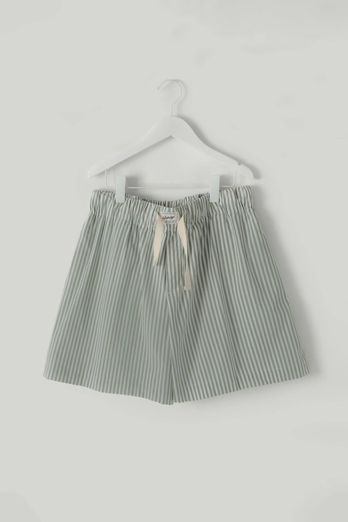 https://img.zvzo.shop/product/158208_product_1722438086259641.jpg